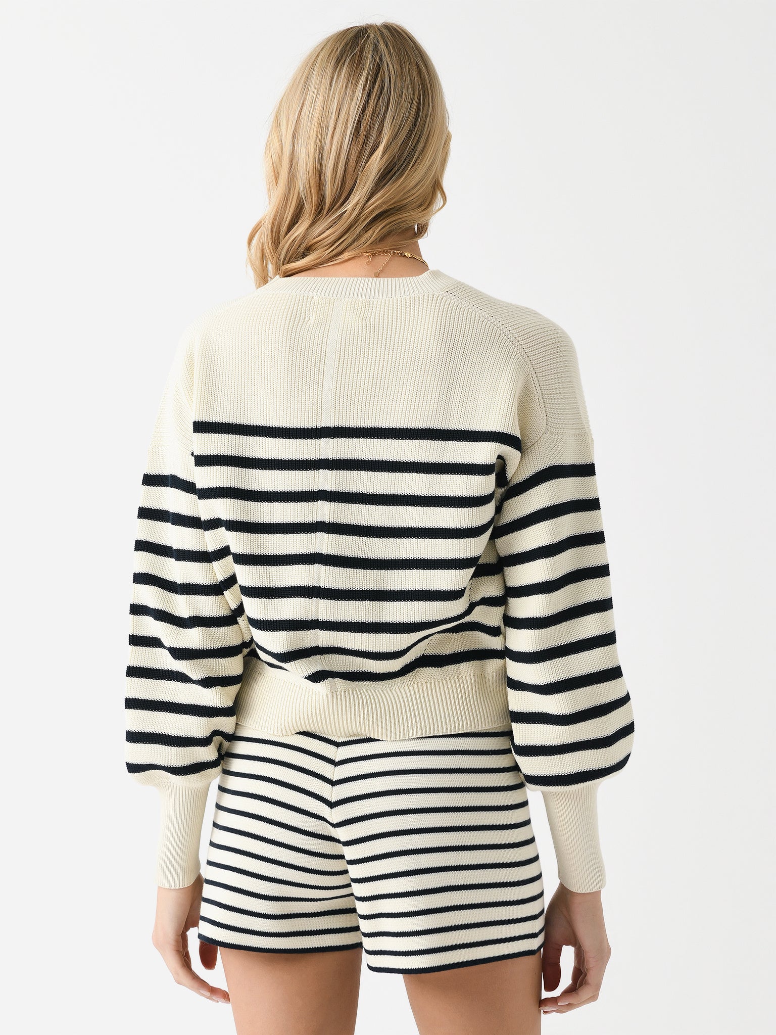 ESSS24-02AxIVORYANDNAVYSTRIPE-alt3