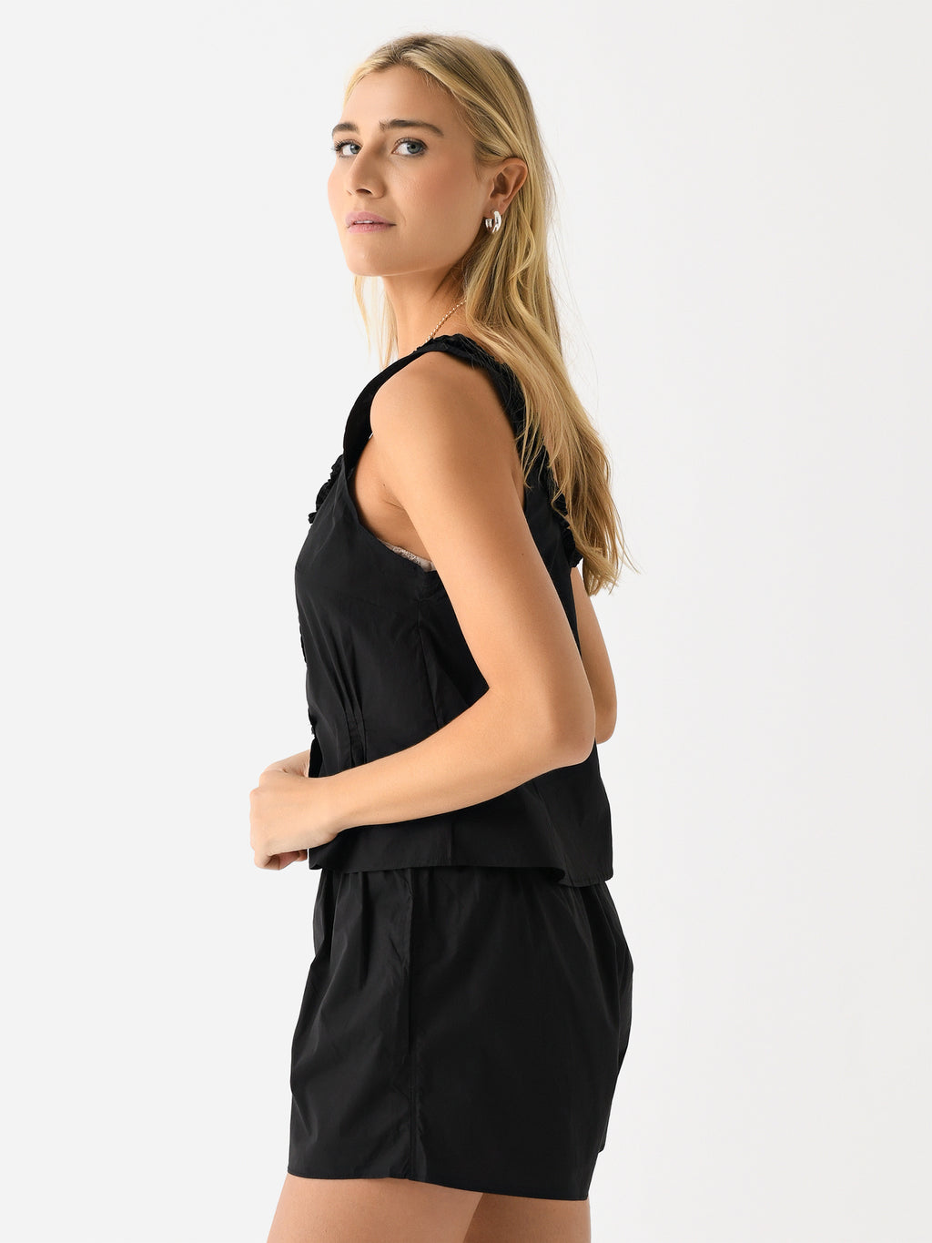 F24-01-BxBLACK-alt2