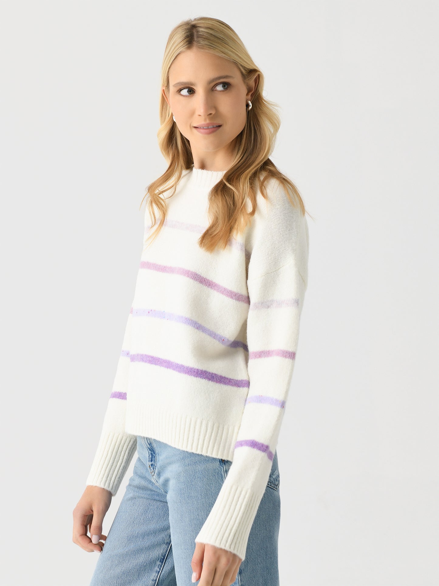 F485CN15xVIOLETPEARL-alt2