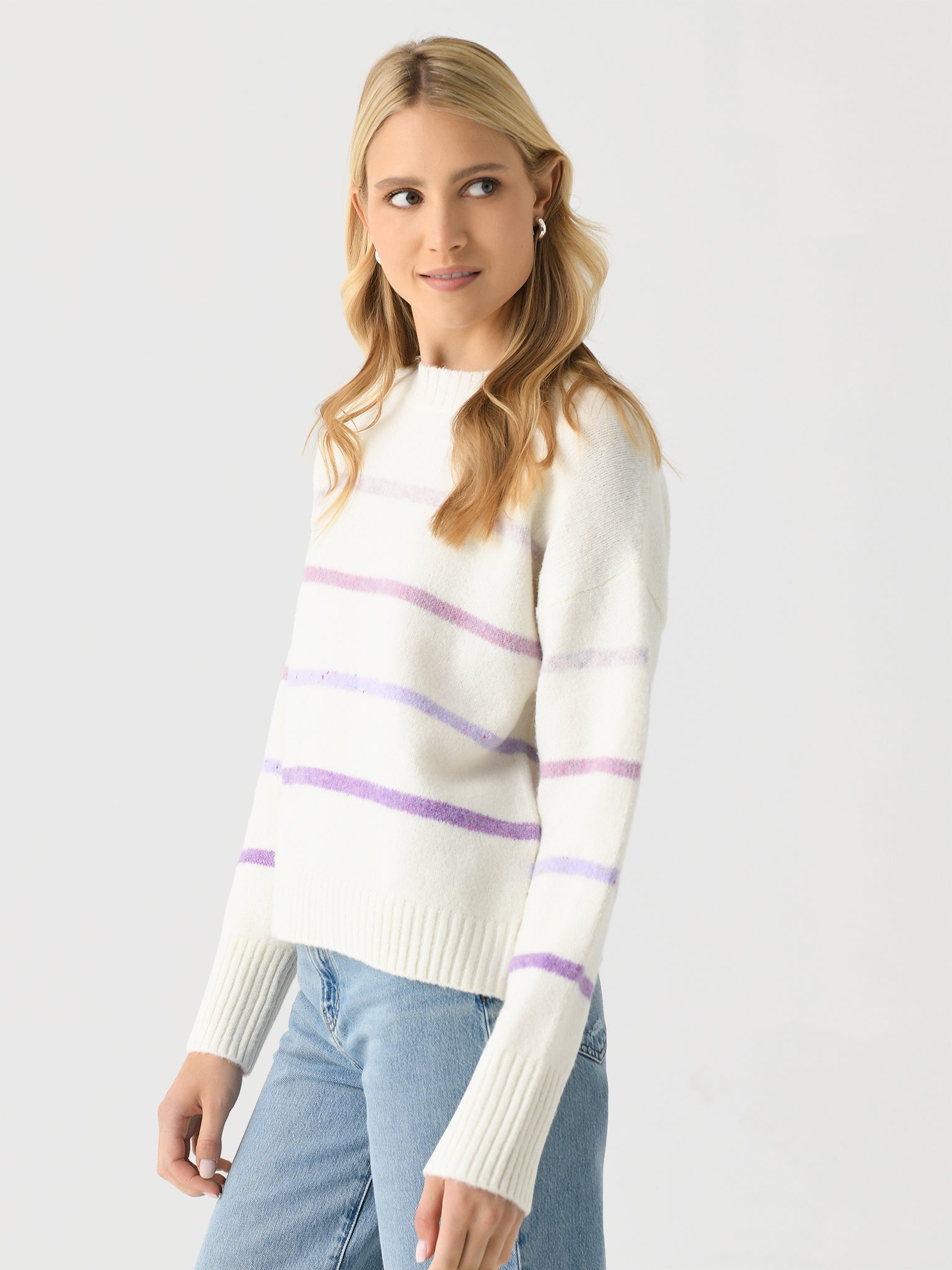 F485CN15xVIOLETPEARL-alt2