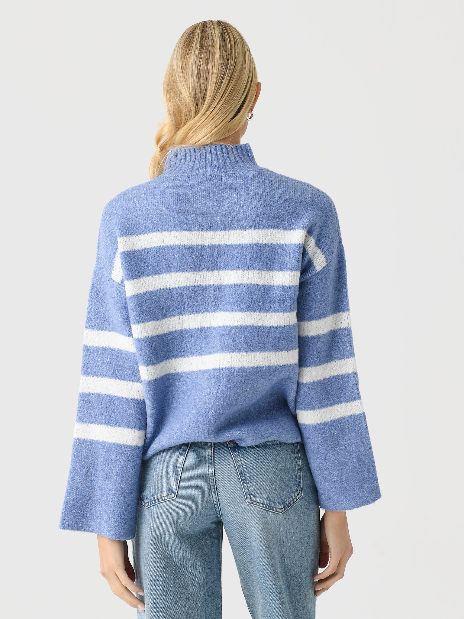 F485MN92xCASTAWAY-alt3