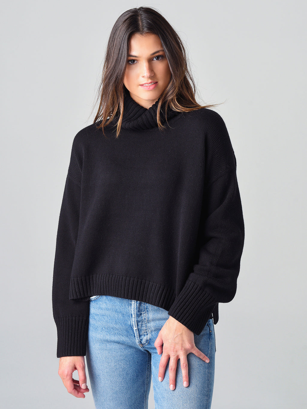 525 Women's Long Sleeve Trutleneck Sweater - Saint Bernard