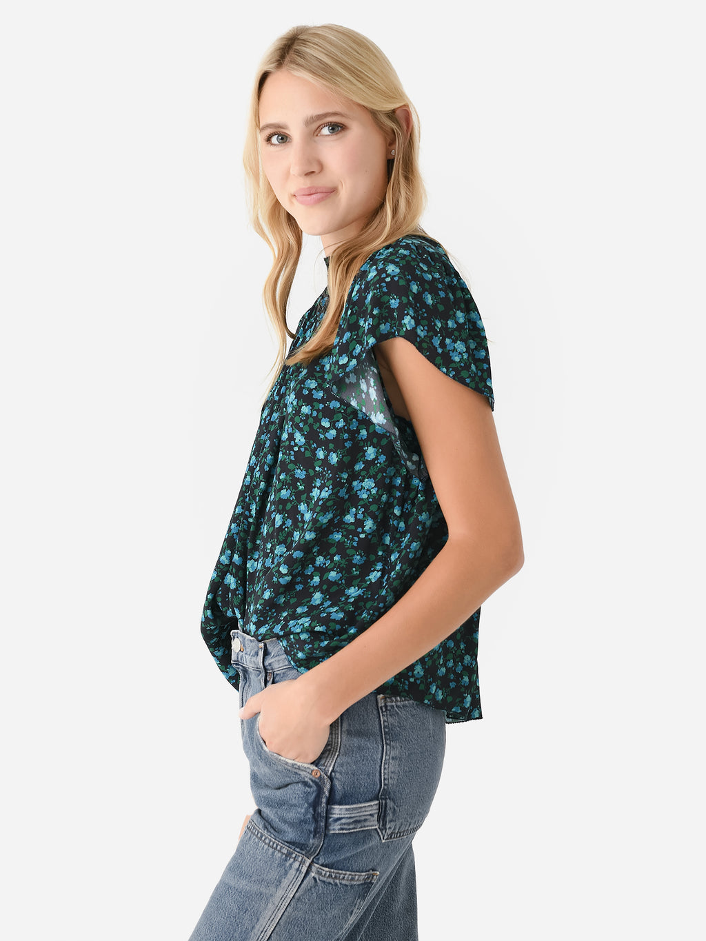 FA23-W0896-01xBLUELARKSPUR-alt2