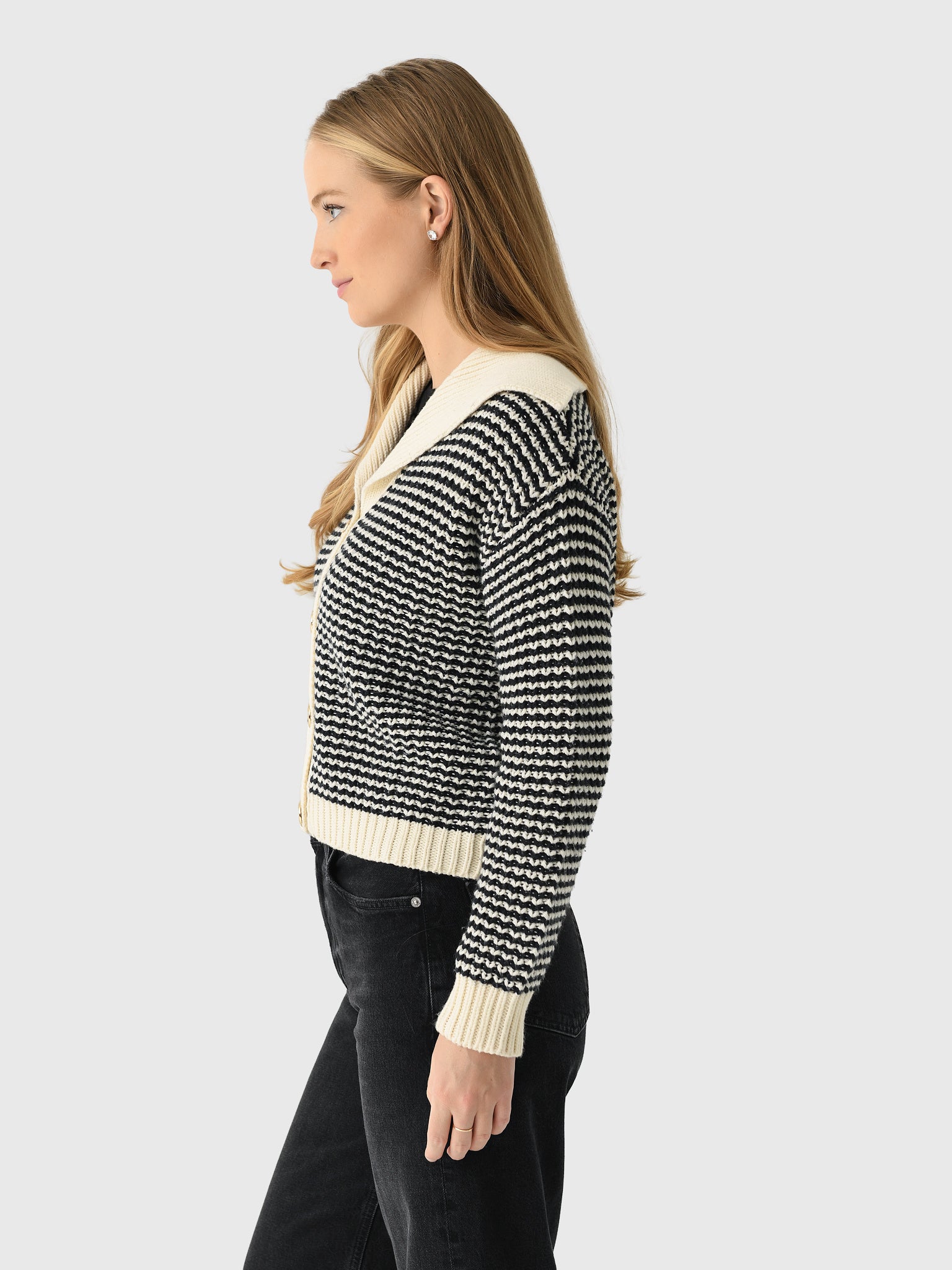 FA25-W1261-03xWHITEBLACKSTRIPE-alt2