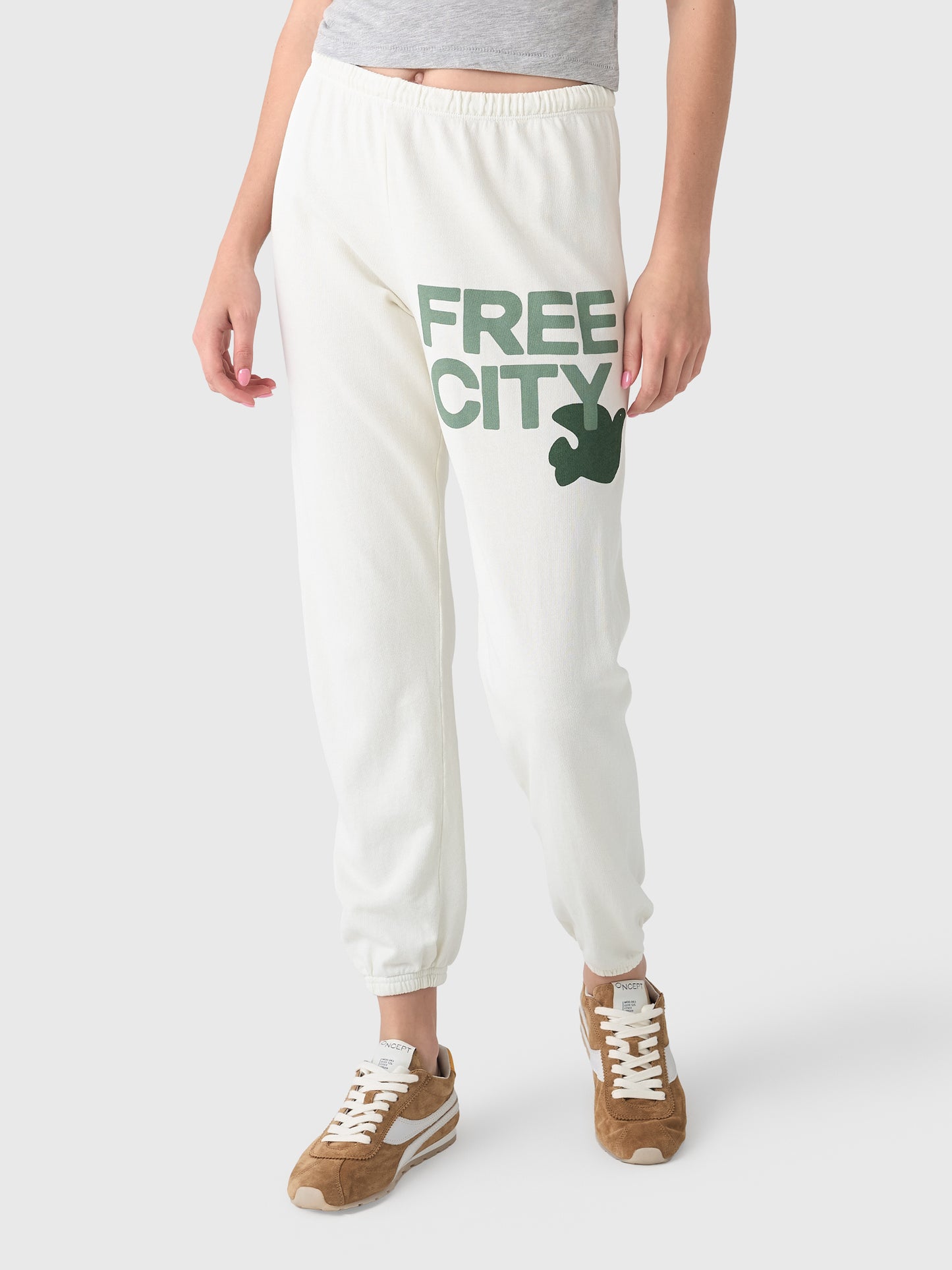 FREE CITY Women's Large Logo Sweatpant