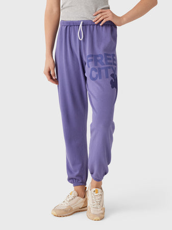 FREE CITY Women's Large Logo Sweatpant – Saint Bernard