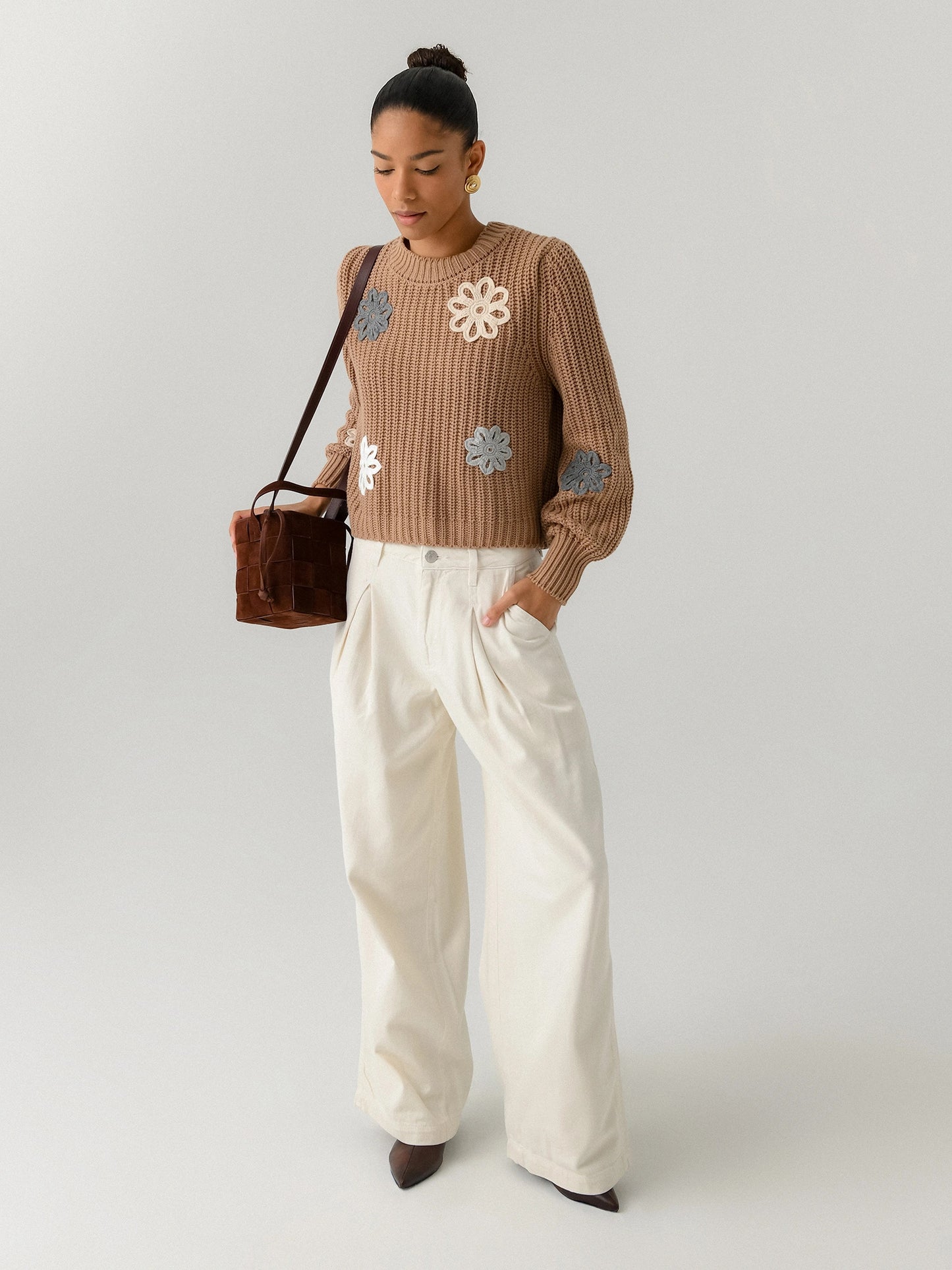 LENÚ Women's Flower Sweater - Saint Bernard