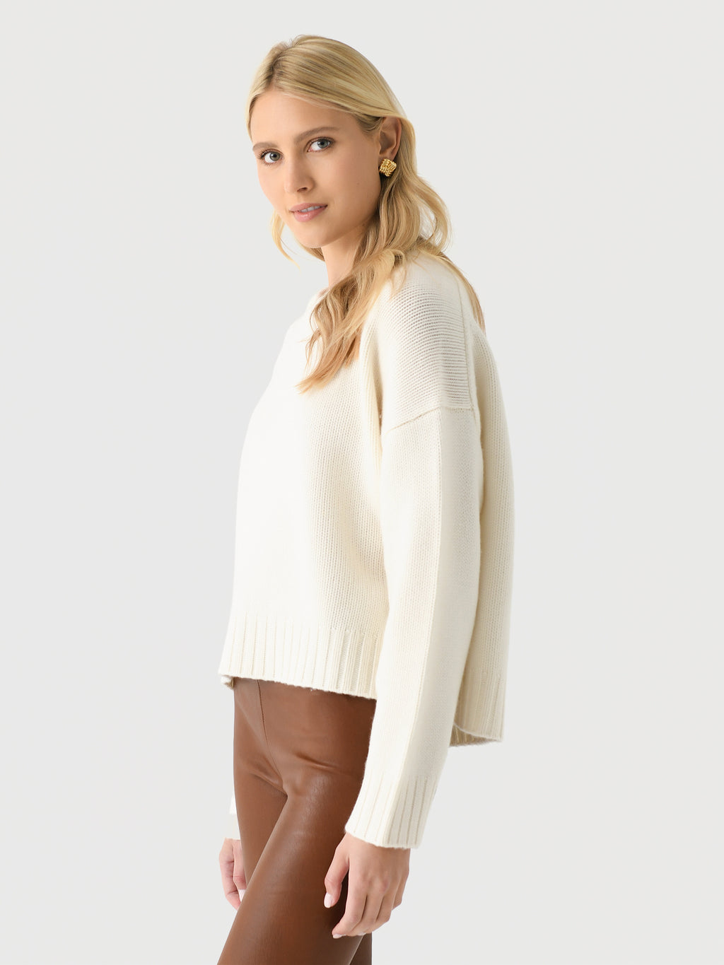 FW24-R2185CSH-ECxECRU-alt2