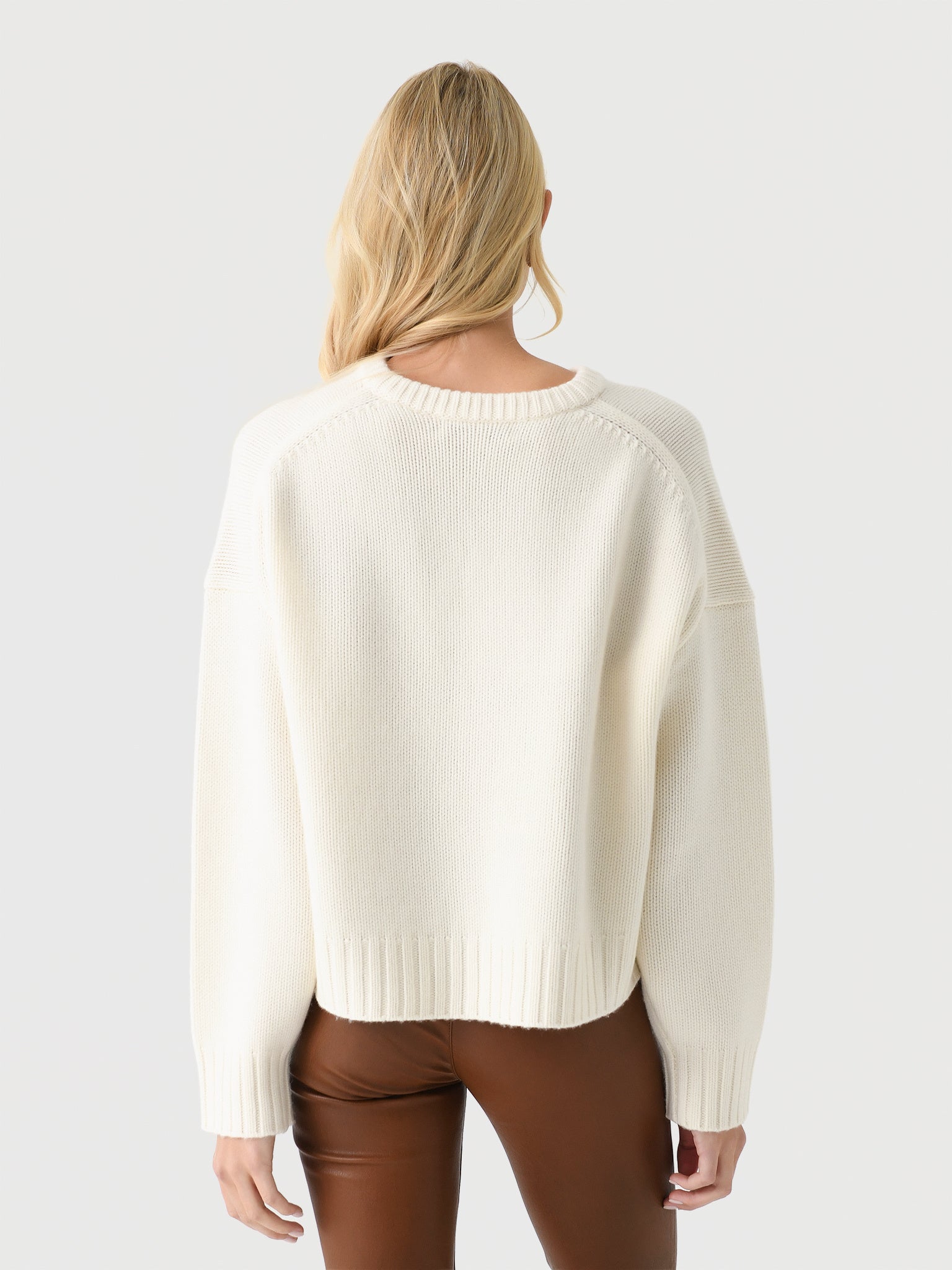 FW24-R2185CSH-ECxECRU-alt4