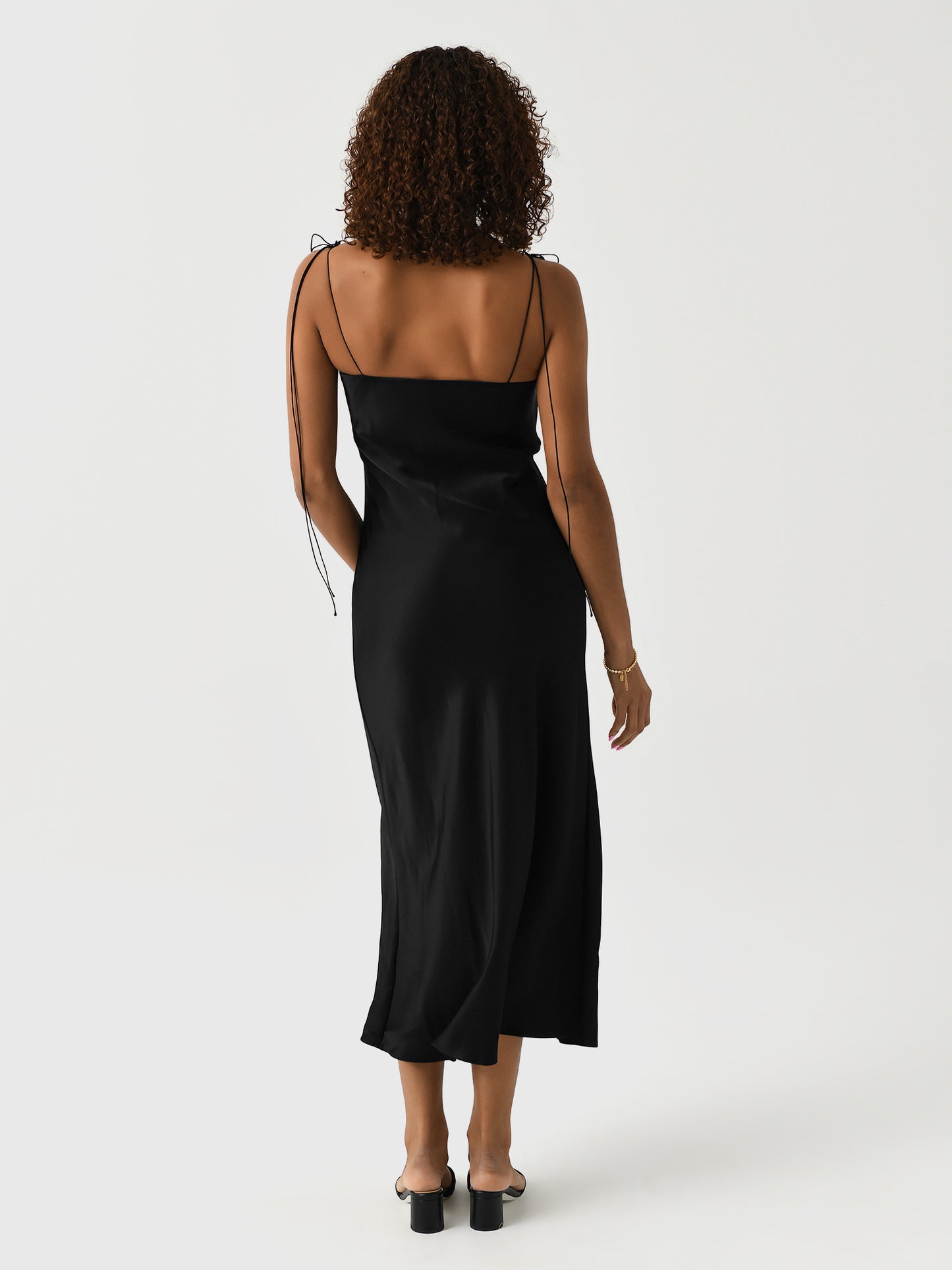 FW2402xBLACKWHITE-alt2