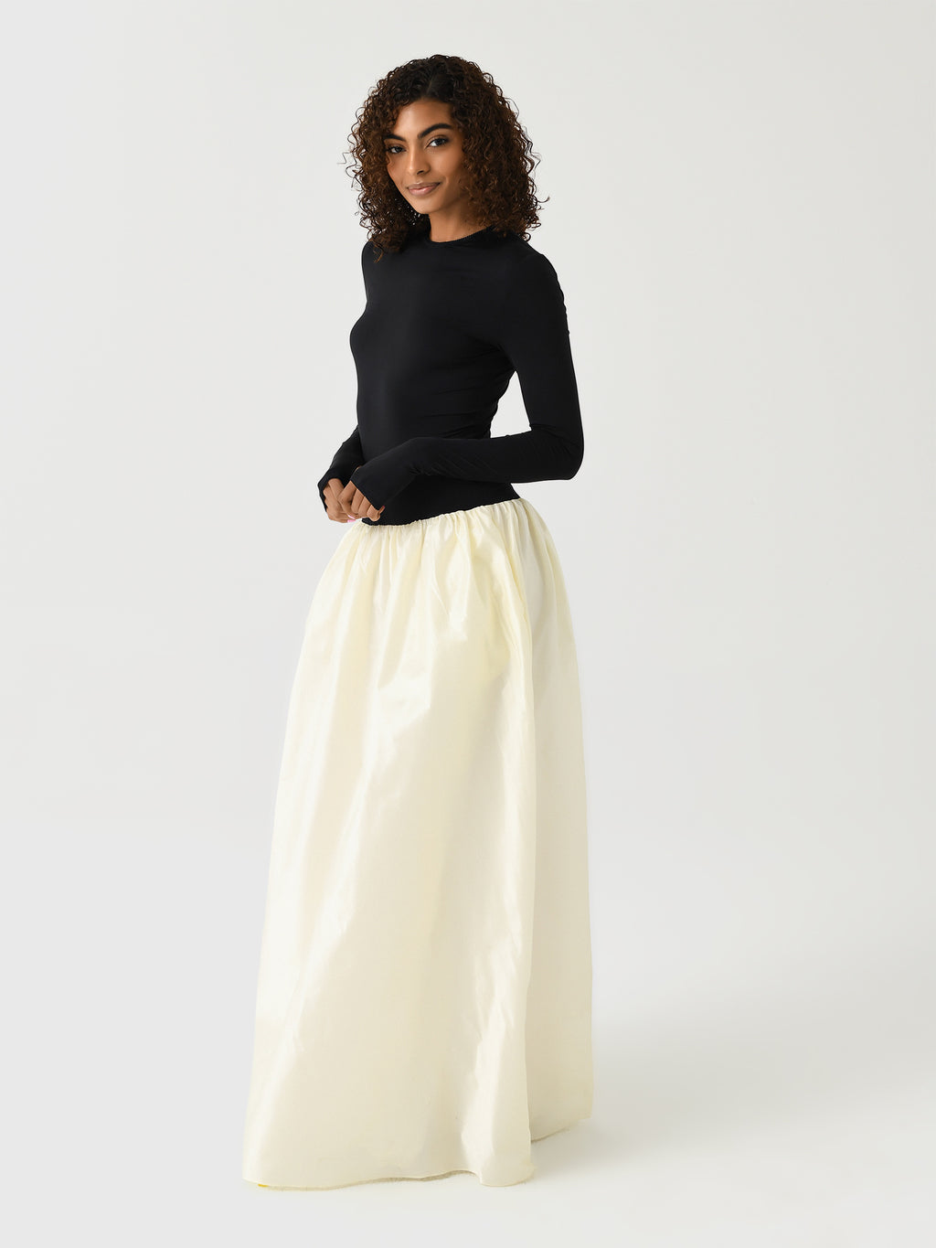 FW2411xBLACKIVORY-alt1