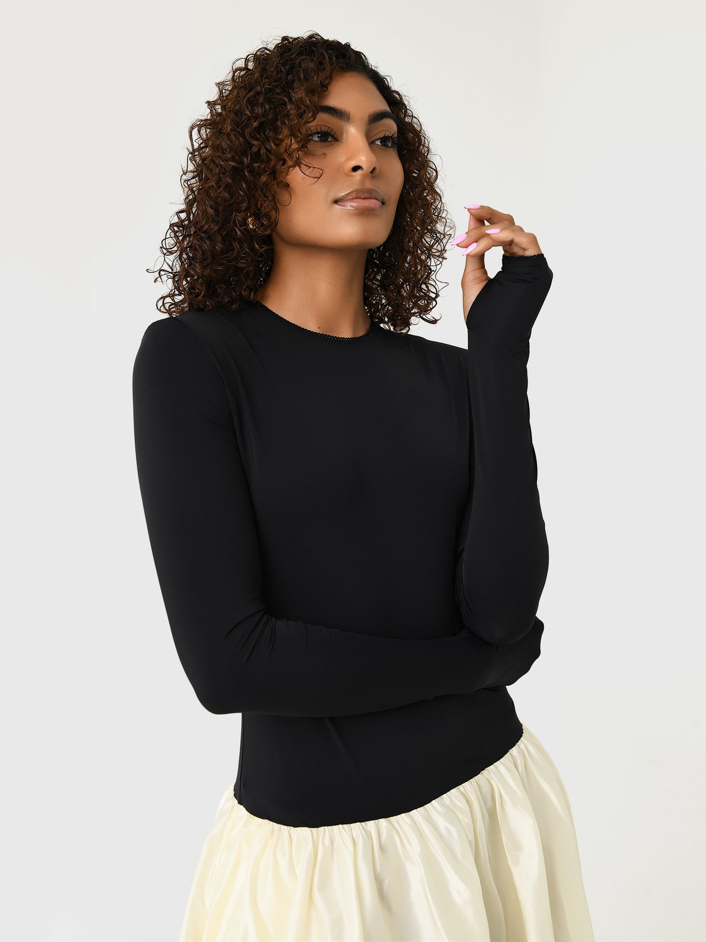 FW2411xBLACKIVORY-alt3