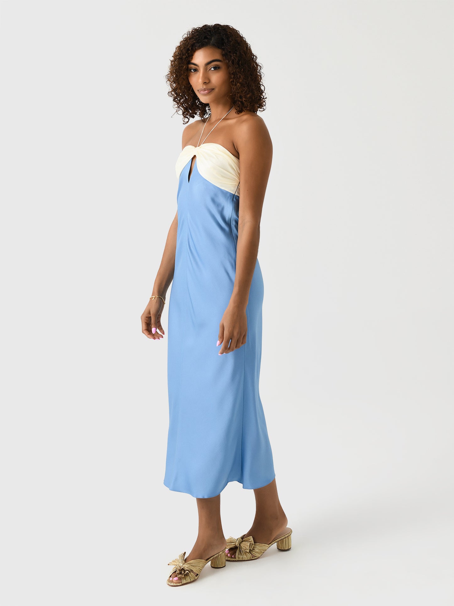 FW2421xSKYBLUEIVORY-alt1