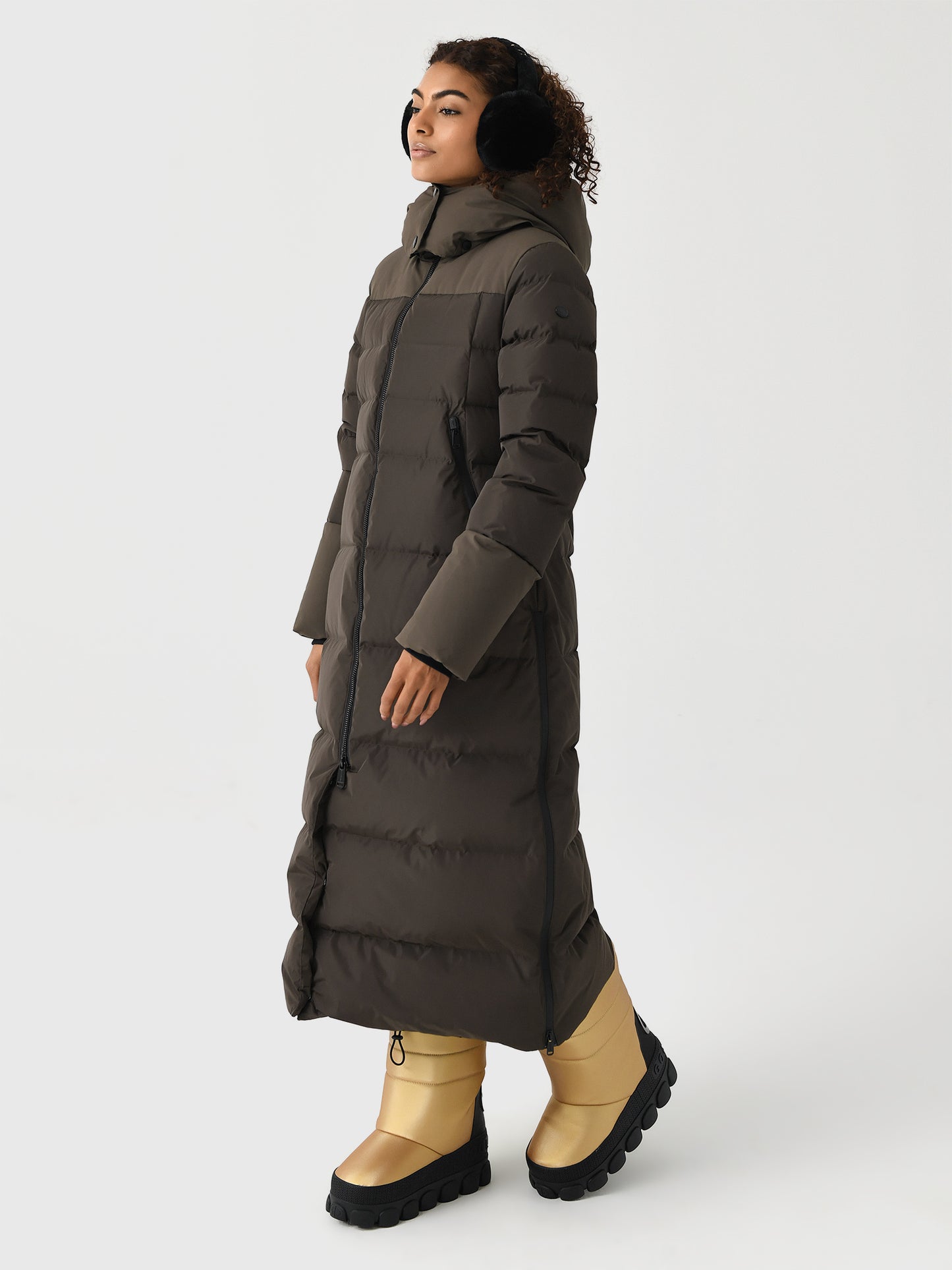 GB00630243xARMY-alt2