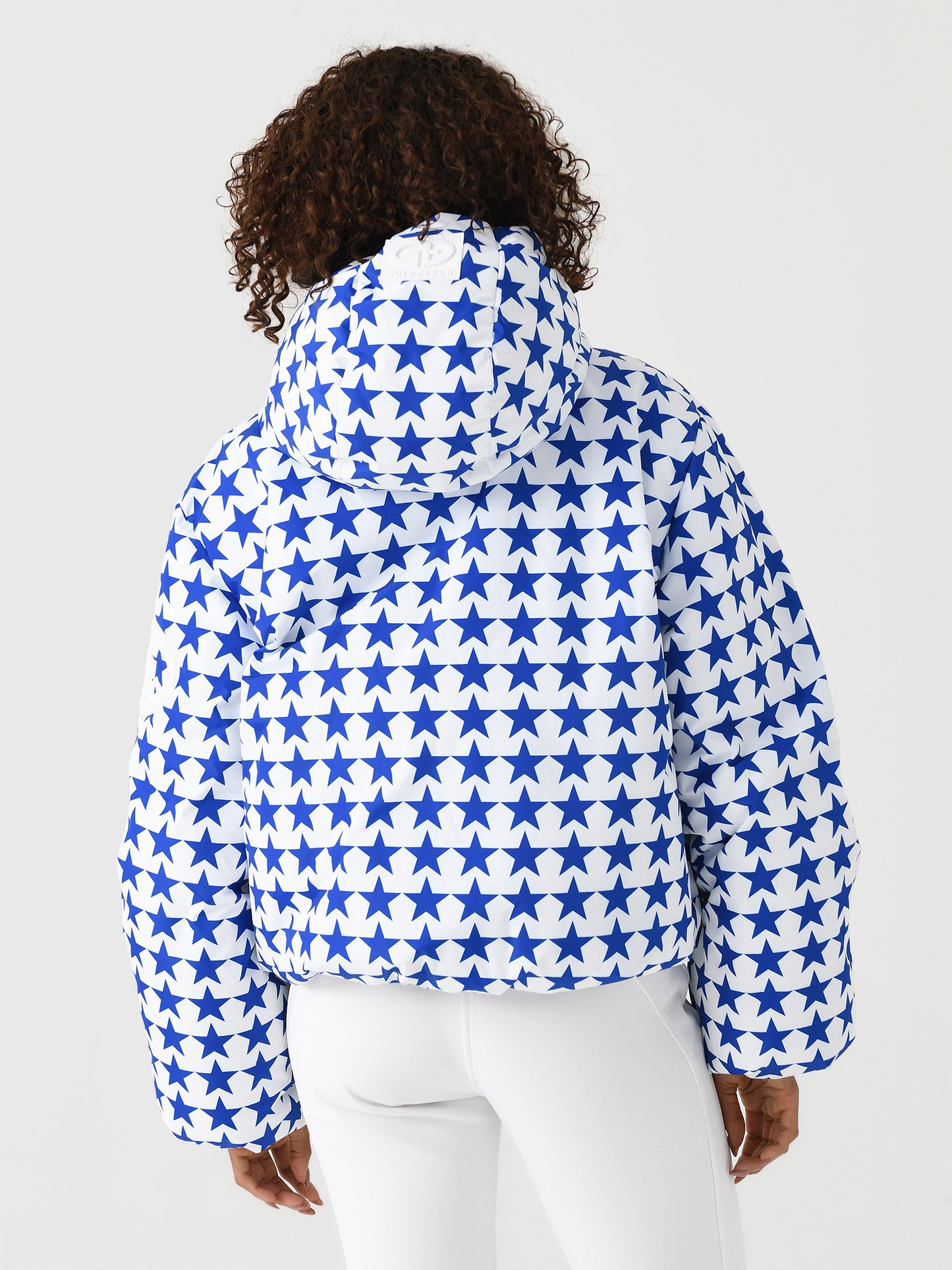 GB00710244xDAZZLINGBLUE-alt3