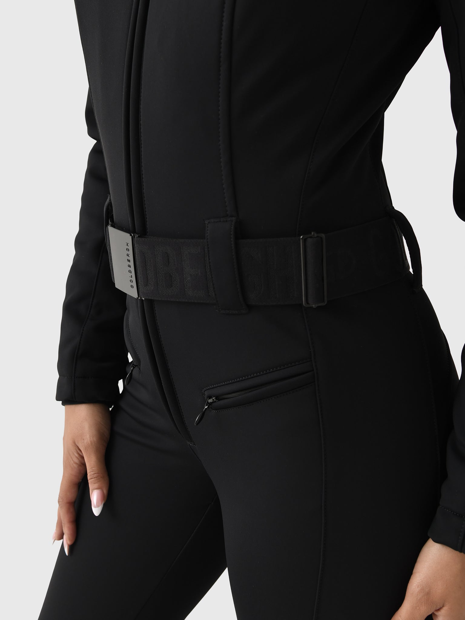 GB01690254xBLACK-alt5