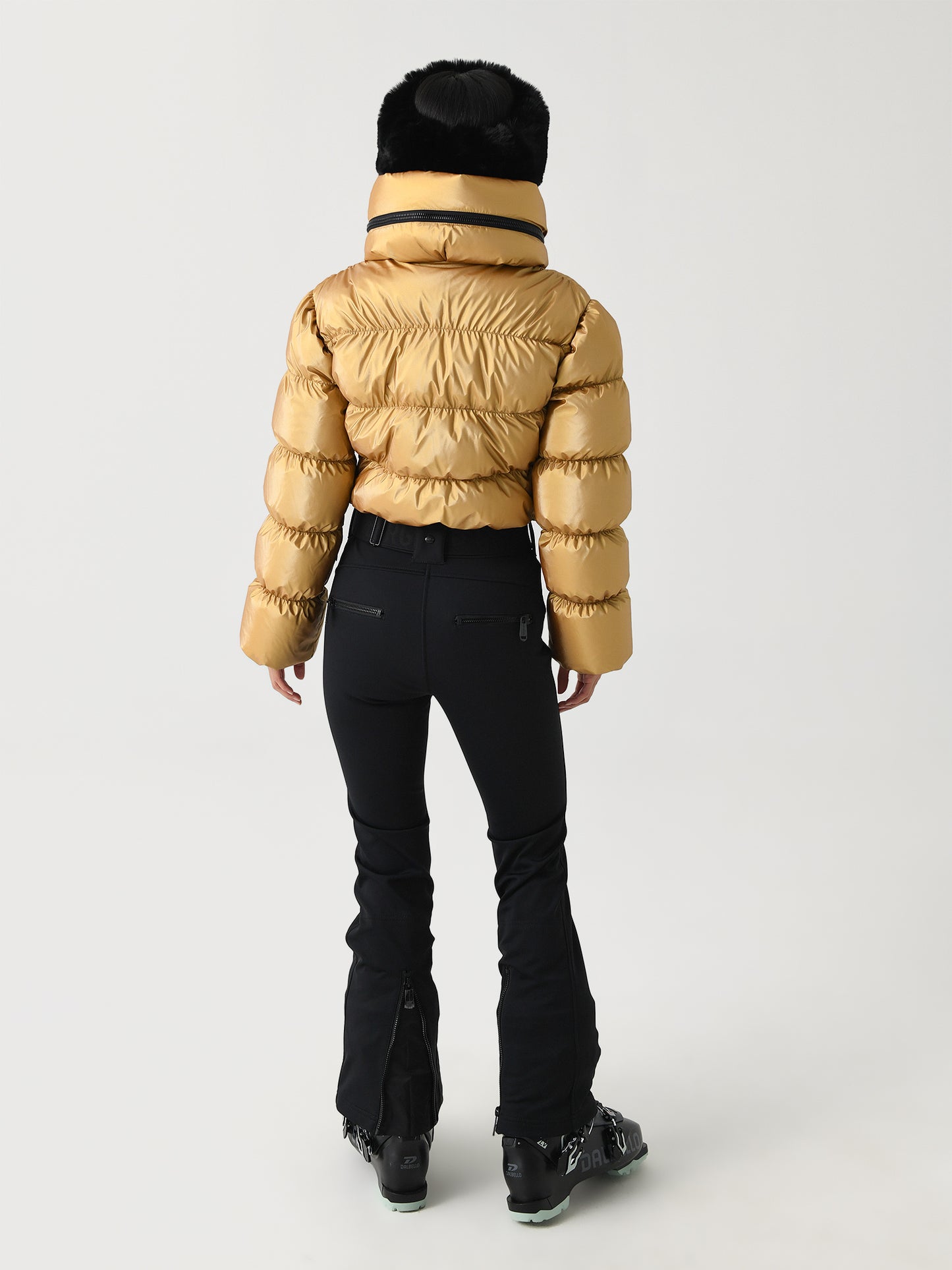 GB01696244xGOLD-alt2