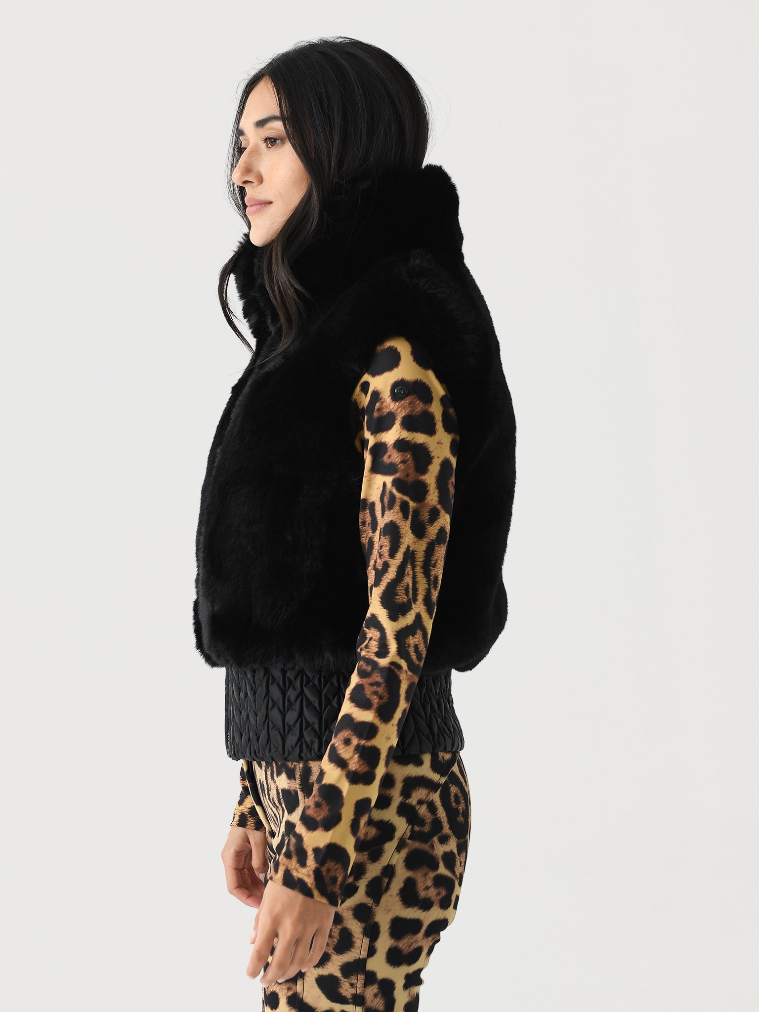 GB02380244xBLACK-alt2