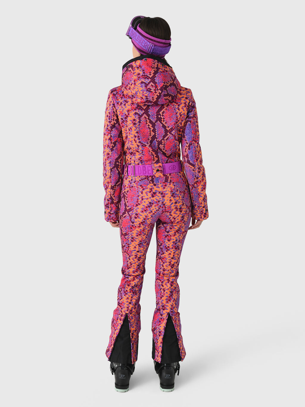 GB02991254xSNAKEPINK-alt1