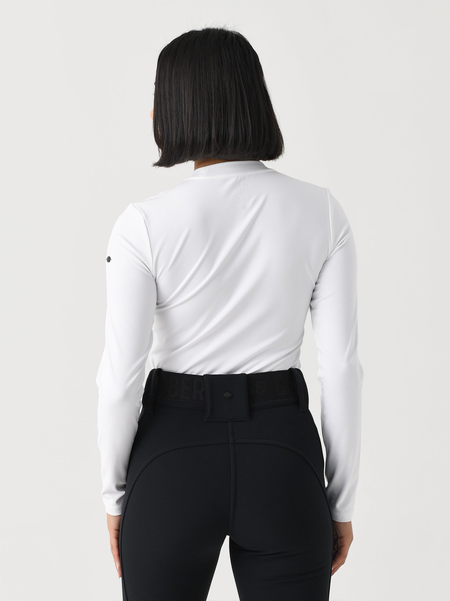 GB35222243xWHITE-alt3