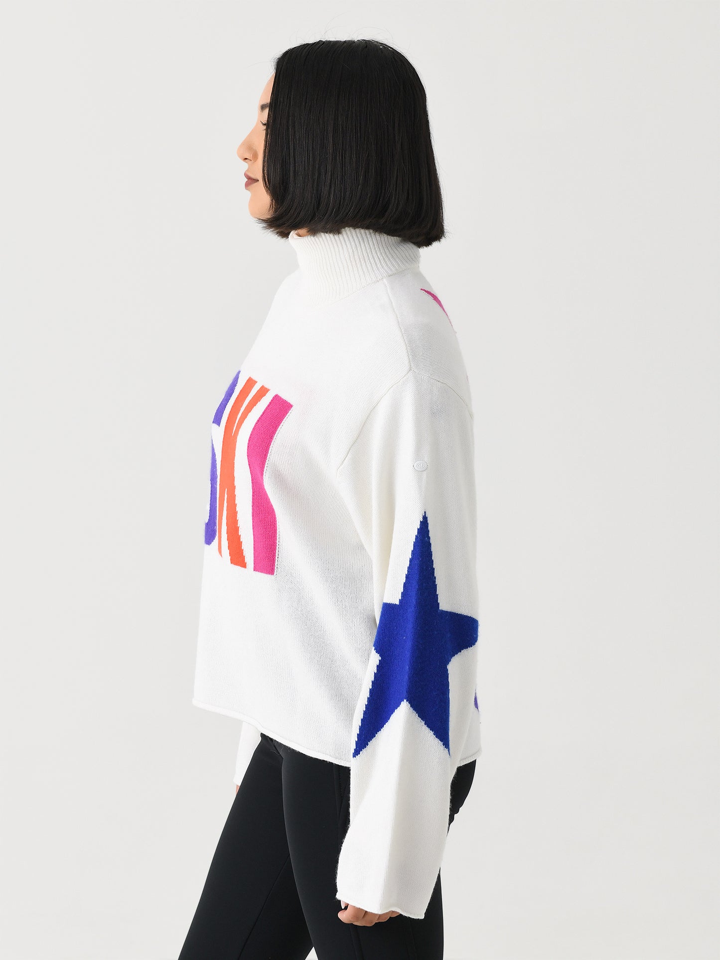 GB40121243xWHITE-alt2