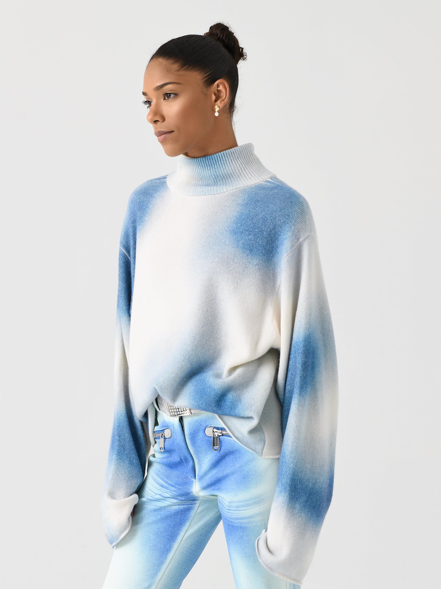 GB40123243xDENIMPRINT-alt2