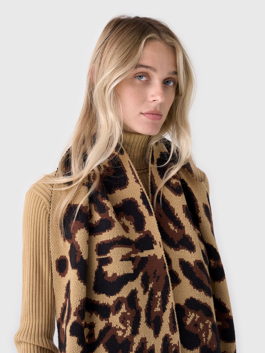 Goldbergh Women's Kiana Scarf - Saint Bernard