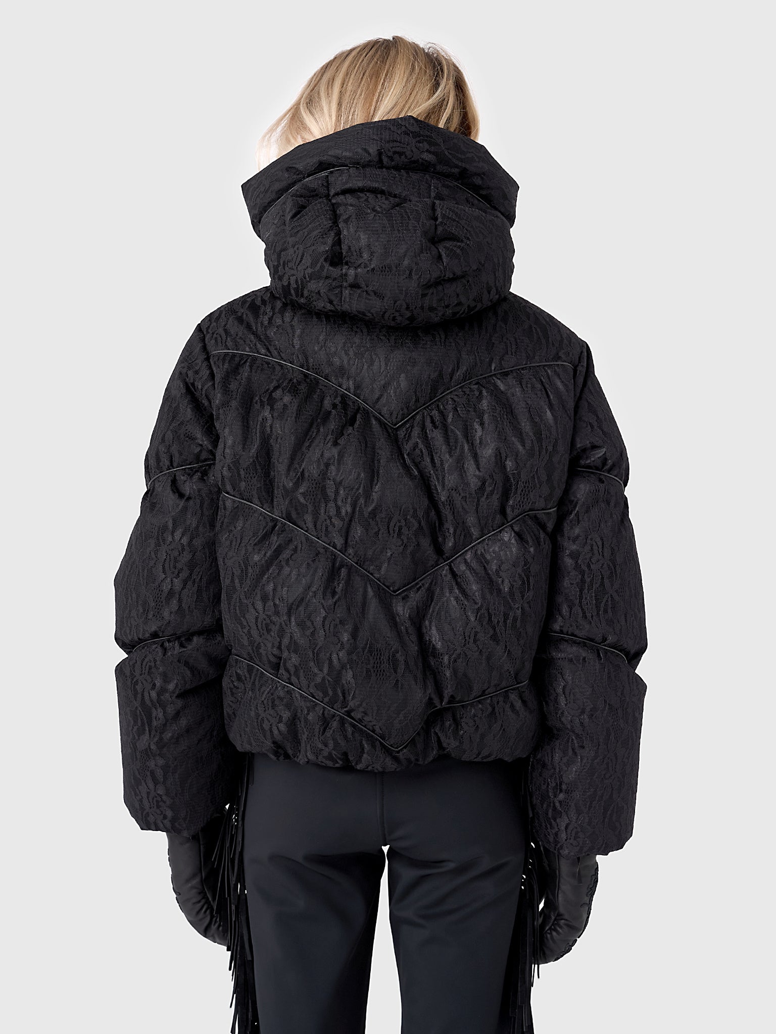 GE00710254xBLACK-alt3