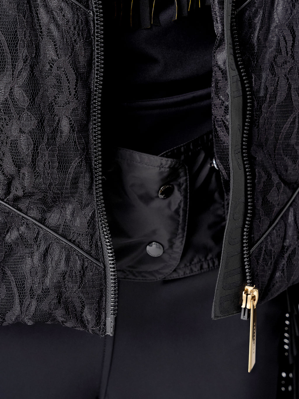 GE00710254xBLACK-alt6
