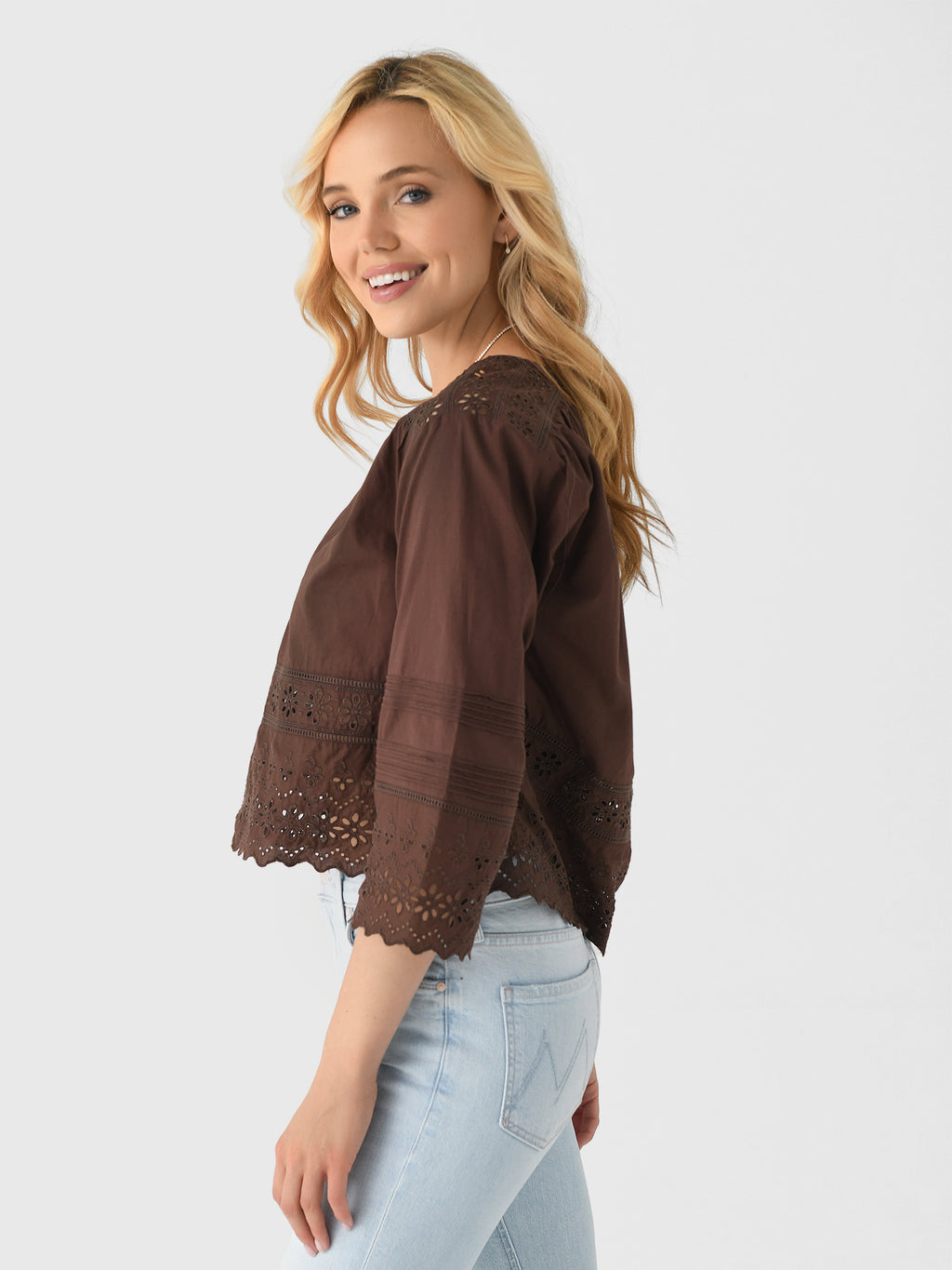 GETP92199xBROWNEYELET-alt2