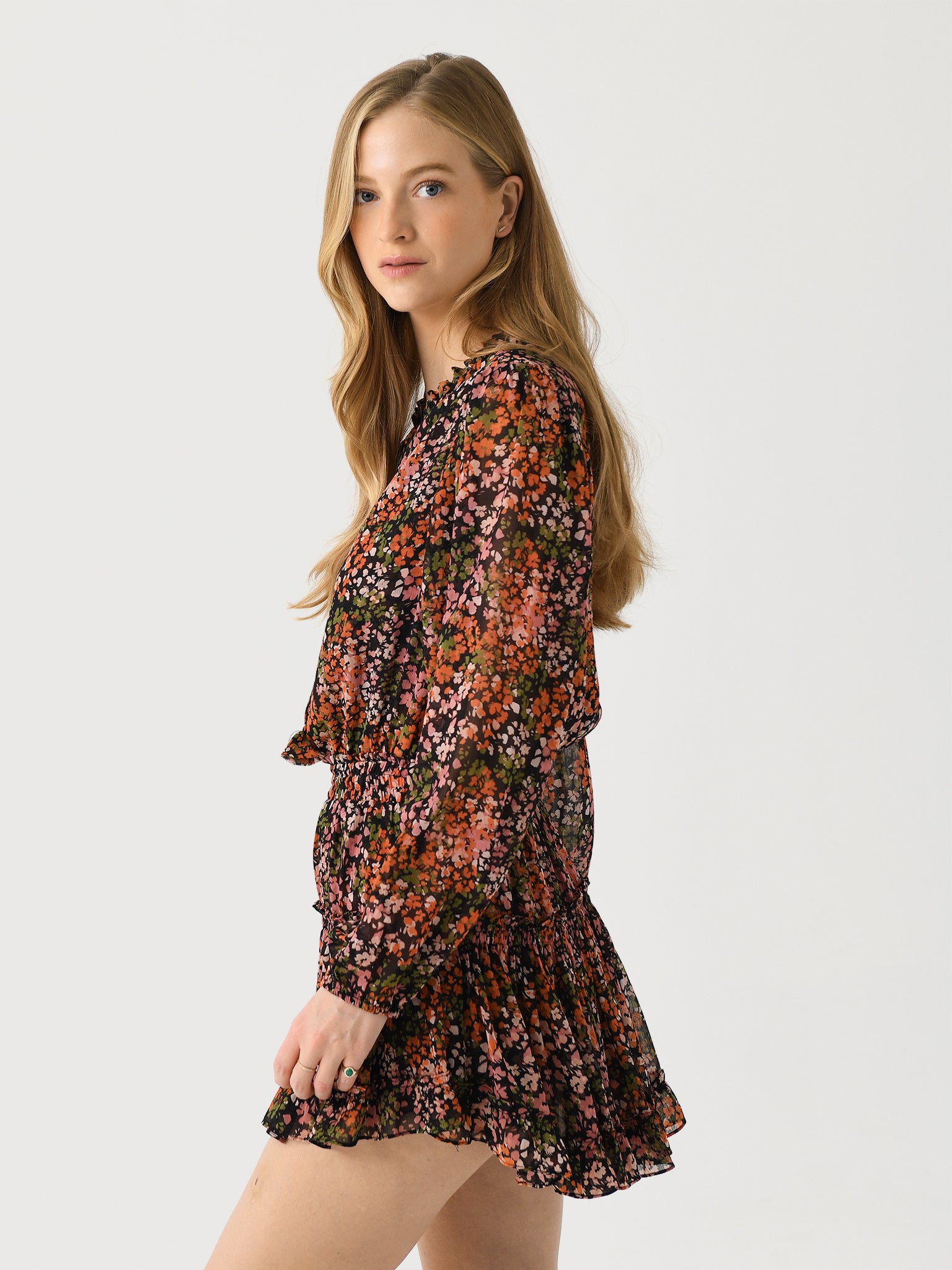 GWDR9036xAUTUMNFLORA-alt2