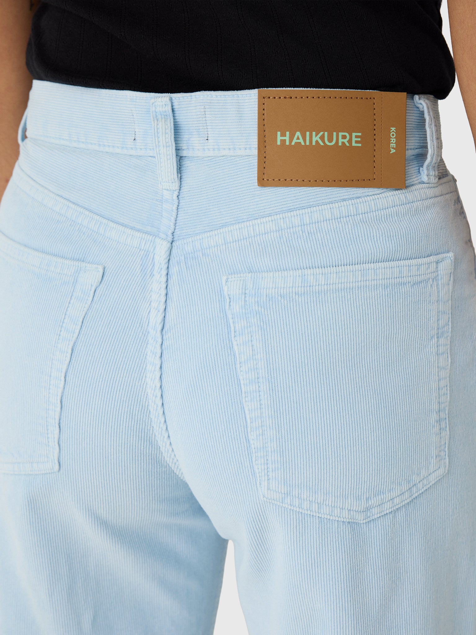Haikure Women's Korea Corduroy Short Jean