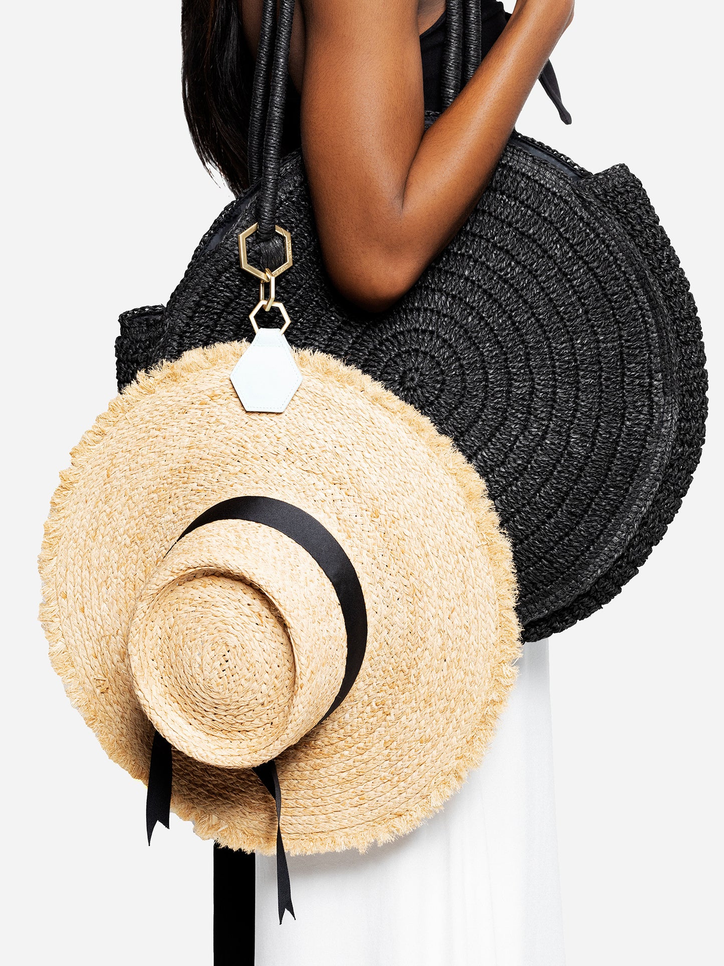 Lindsay Albanese The Hex Hat Holder - Saint Bernard