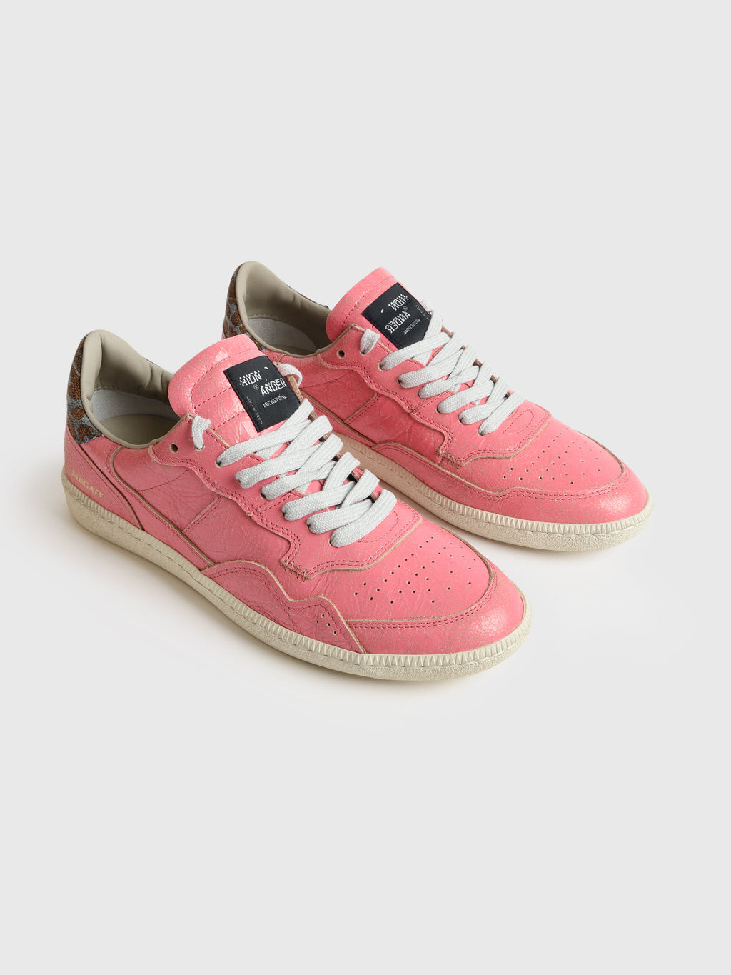 HidnAnder Women's Mega T Sneaker - Saint Bernard