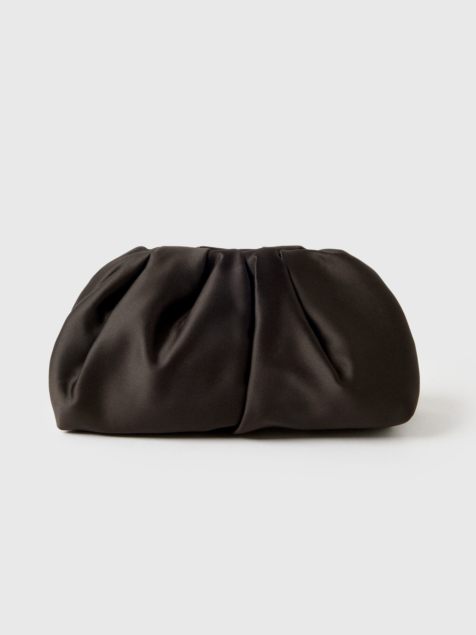 HHBCL00009xGANACHE-alt2