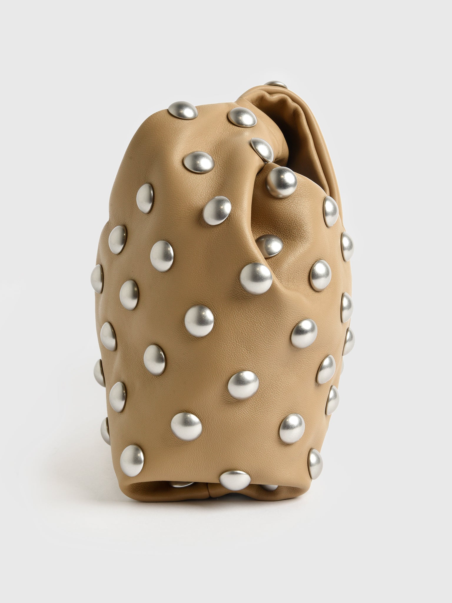 HHBTT00131xCAMEL-alt1