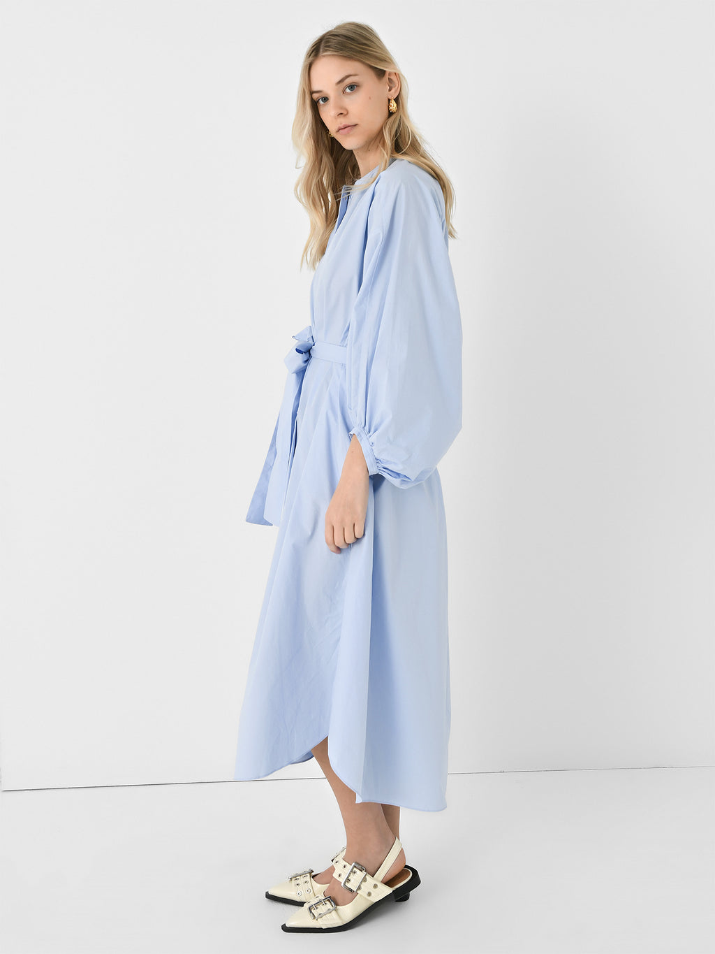 HN2568DxPOWDERBLUE-alt2
