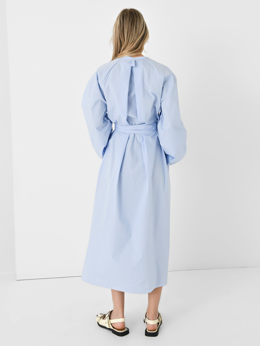 HN2568DxPOWDERBLUE-alt3
