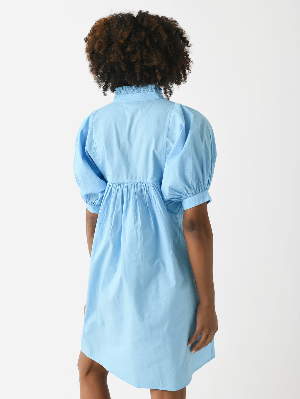 HND_xAIRBLUEPOPLIN-alt3