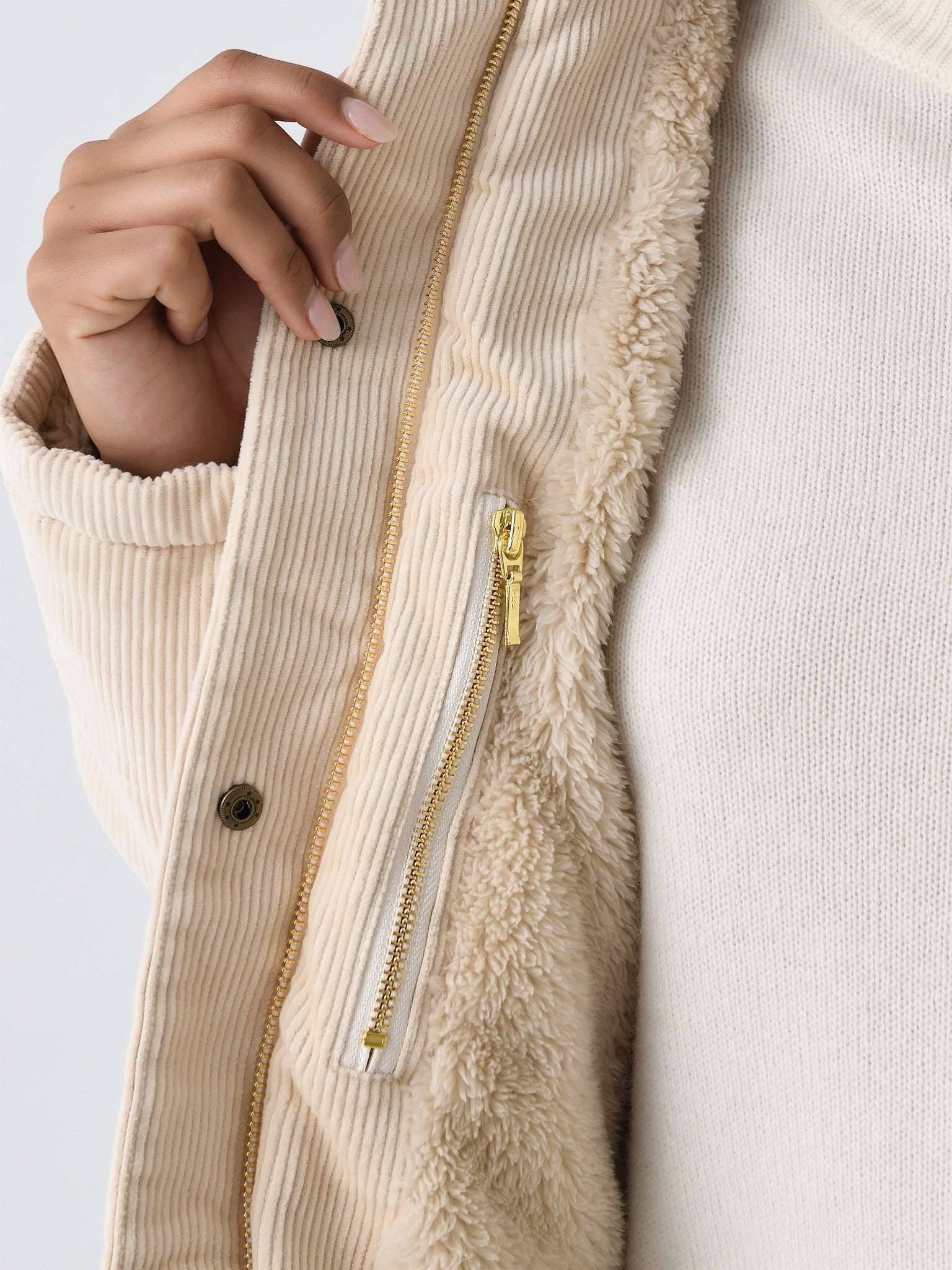 HO24-W1314-50xOAT-alt5