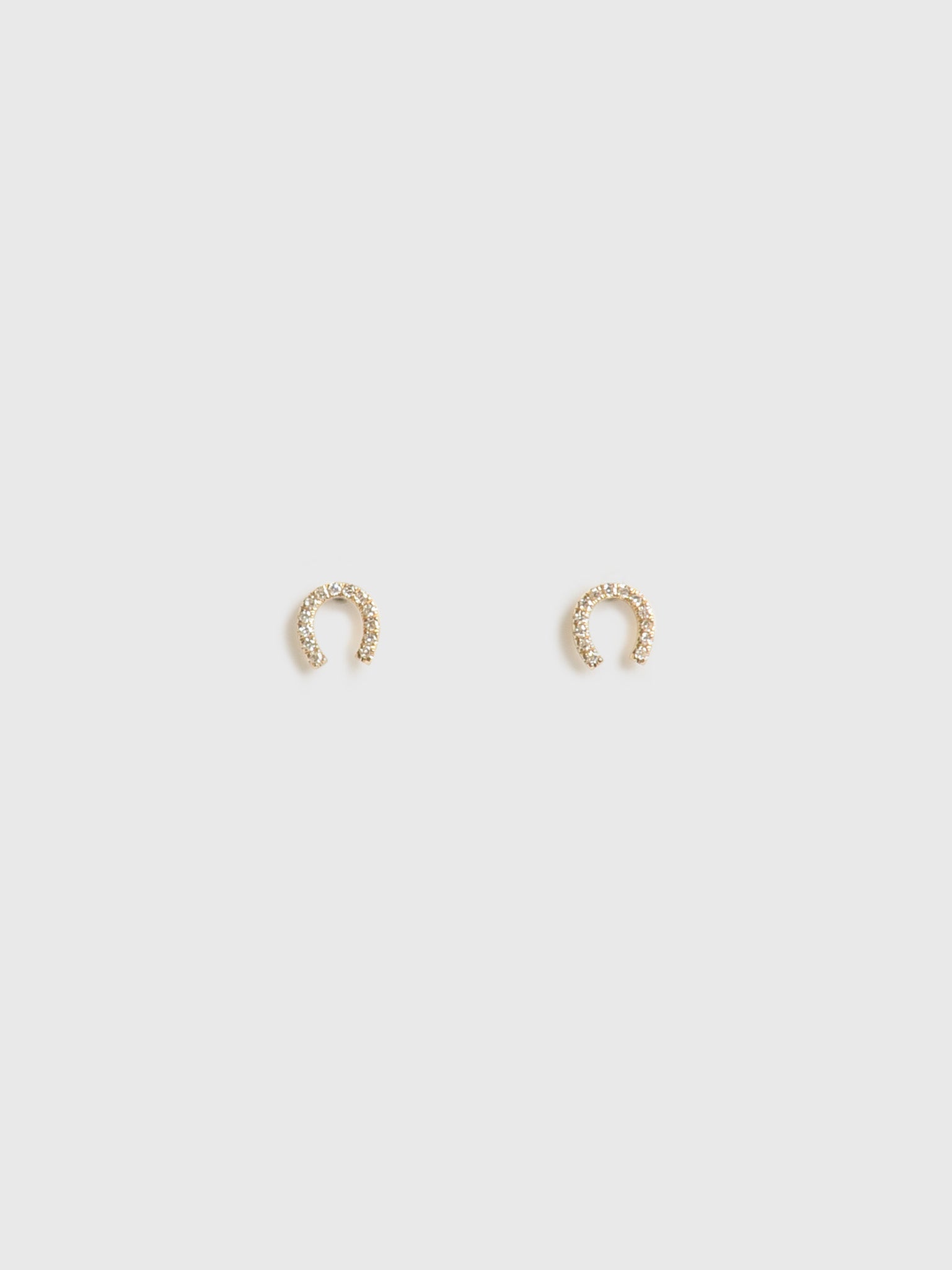 HORSESHOE DIAMOND EARRINGSxGOLD-alt2