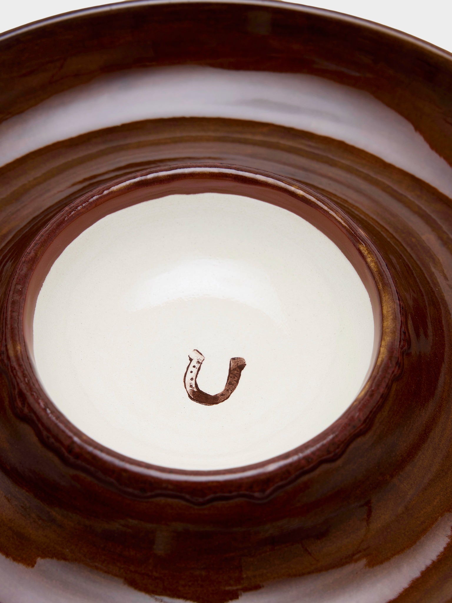 Caitlin Rounds Antiques Horse Shoe Symbol Platter - Saint Bernard