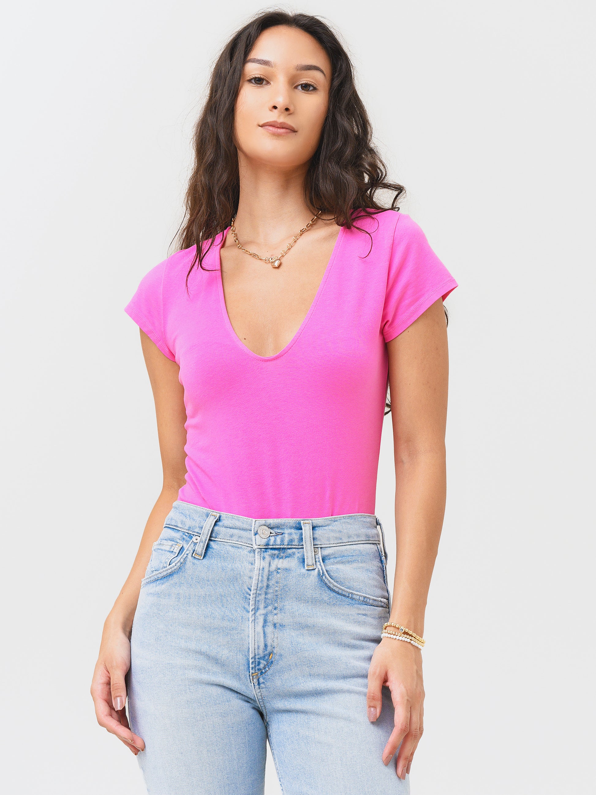 Monrow Women's Cap Sleeve V-Neck Bodysuit - Saint Bernard