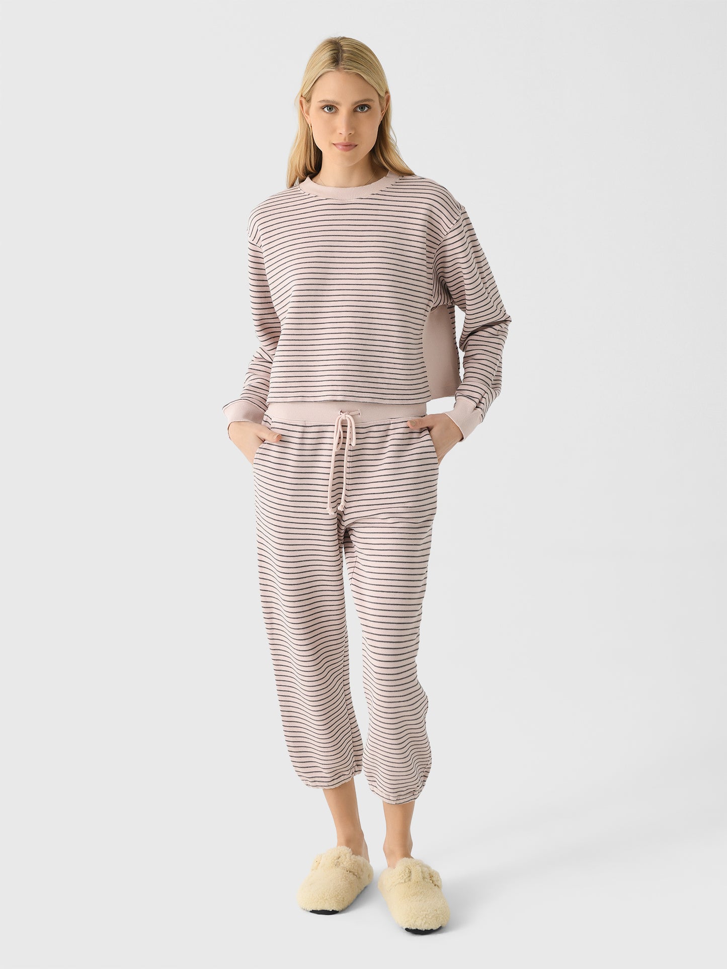 HUTCH07xTUTUCHARCOAL-alt1