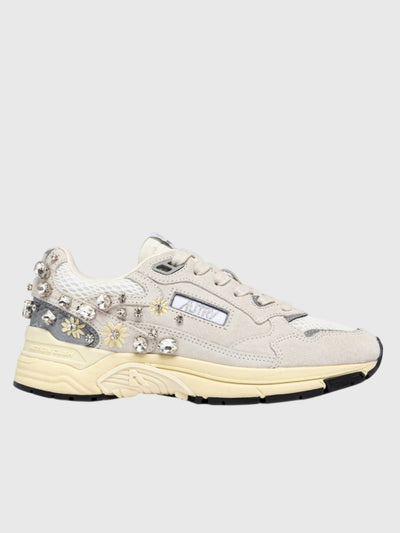 Autry Women's Hyperway Low Sneaker - Saint Bernard
