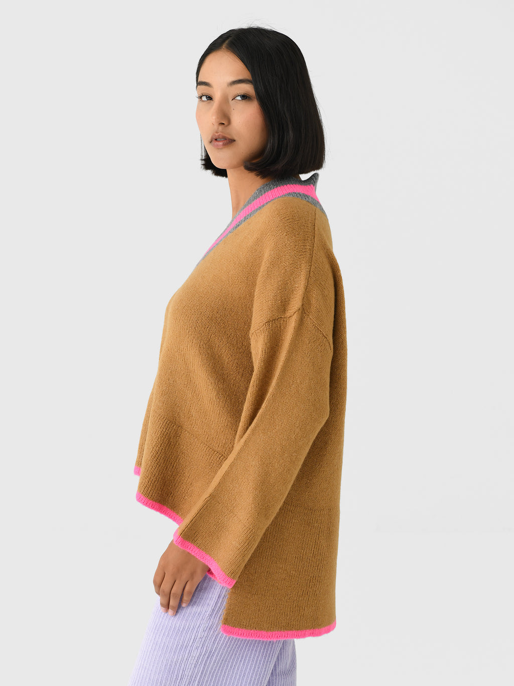  Hug SWEATERxCAMEL-alt2