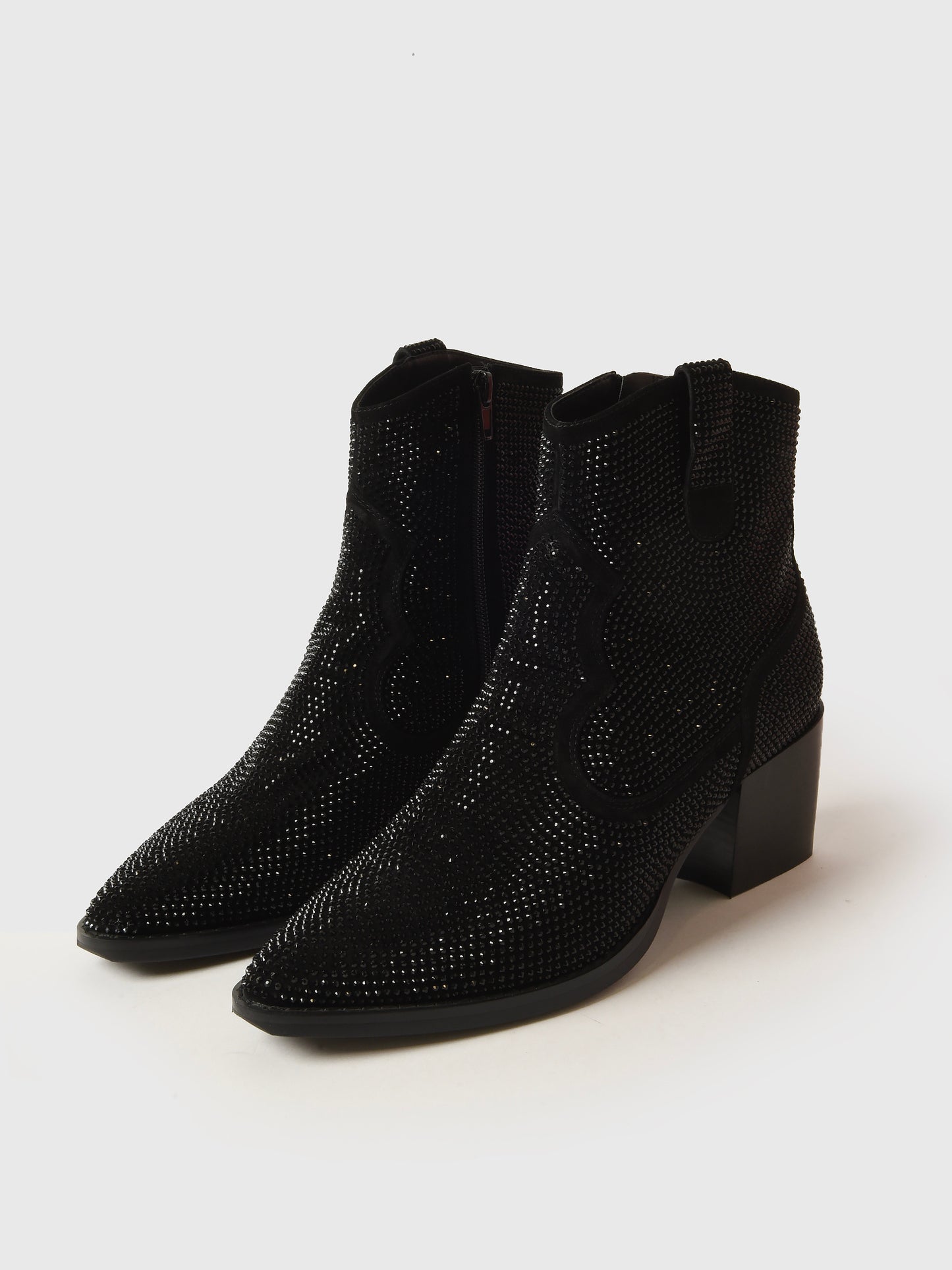 IRJAxBLACKSUEDEJETBLACKSTONES-alt2