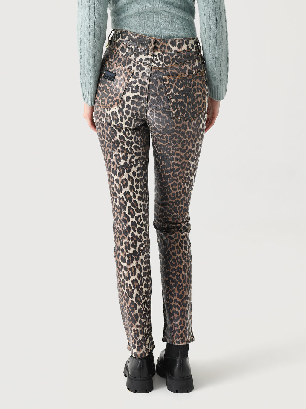 J1608xLEOPARD-alt3