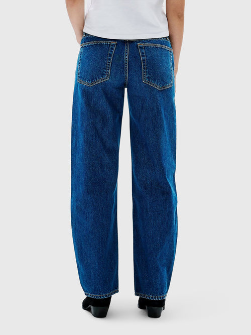 SLVRLAKE Women's Jamie Barrel Jean - Saint Bernard