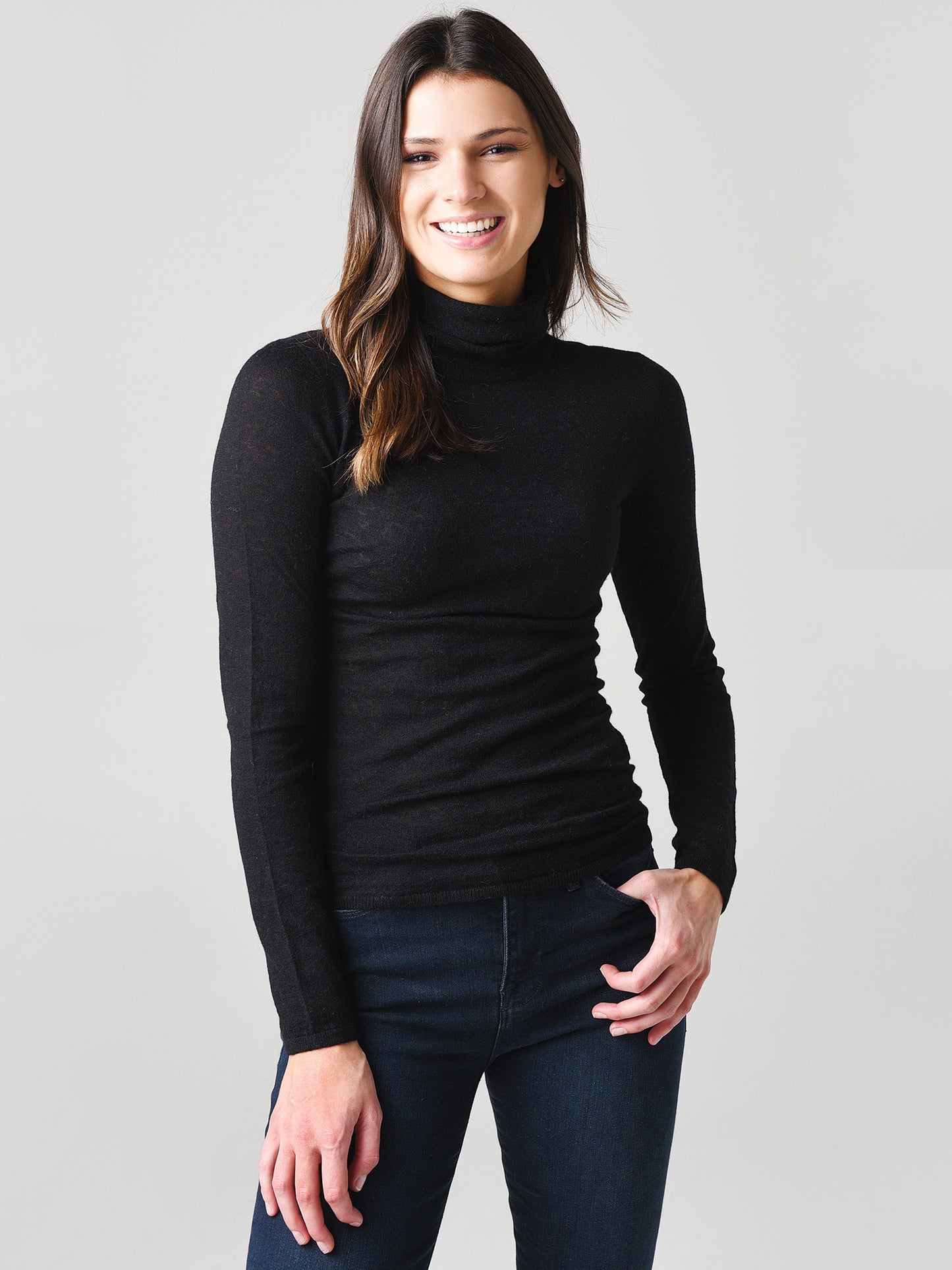 J Brand Women's Kinsley Turtleneck Slim Sweater